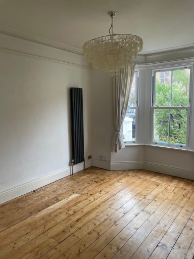 Brilliant White Lounge of Victorian Terrace